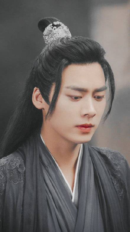《镜·双城》李易峰(苏摹)古装美照_2
