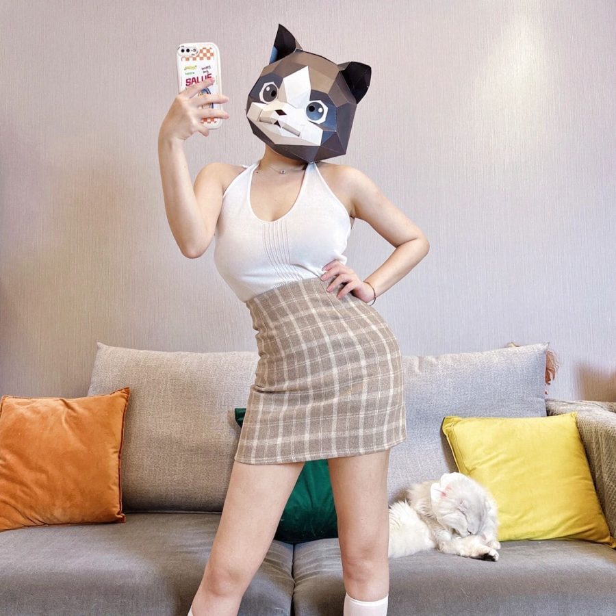 狗头美女超短裙自拍，这才是真正的狗头萝莉_2