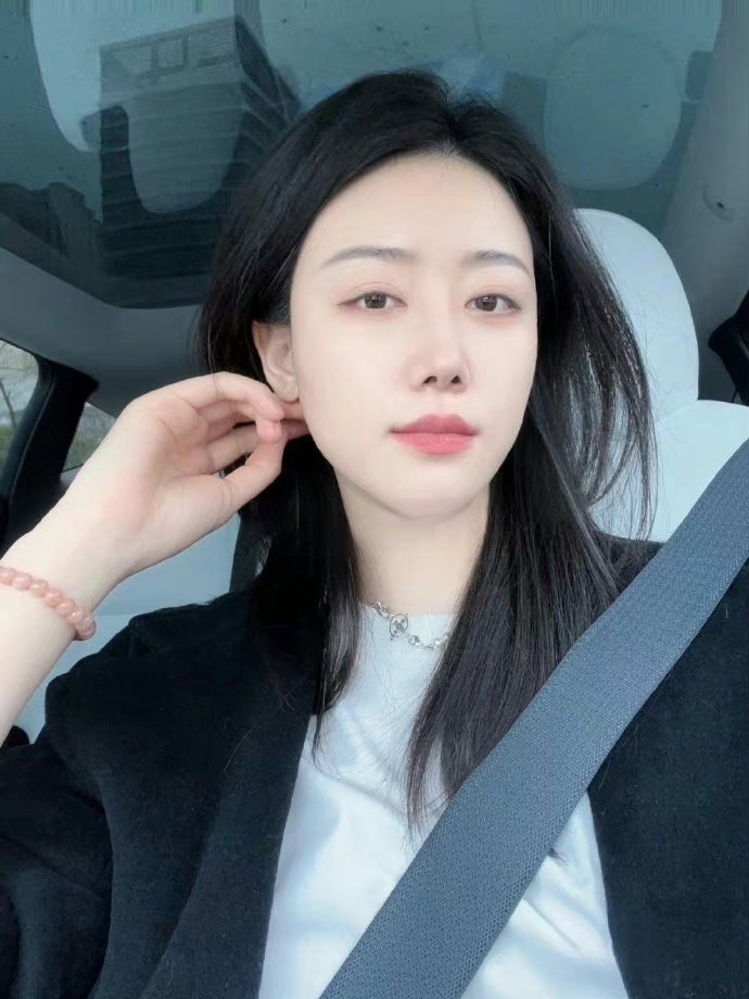 成熟知性的女人图片,成熟又知性的女人是什么样子_3