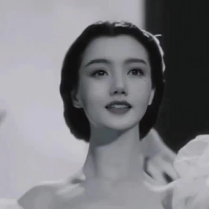 这些女生头像能让你在朋友圈脱颖而出!超级好看的头像_25