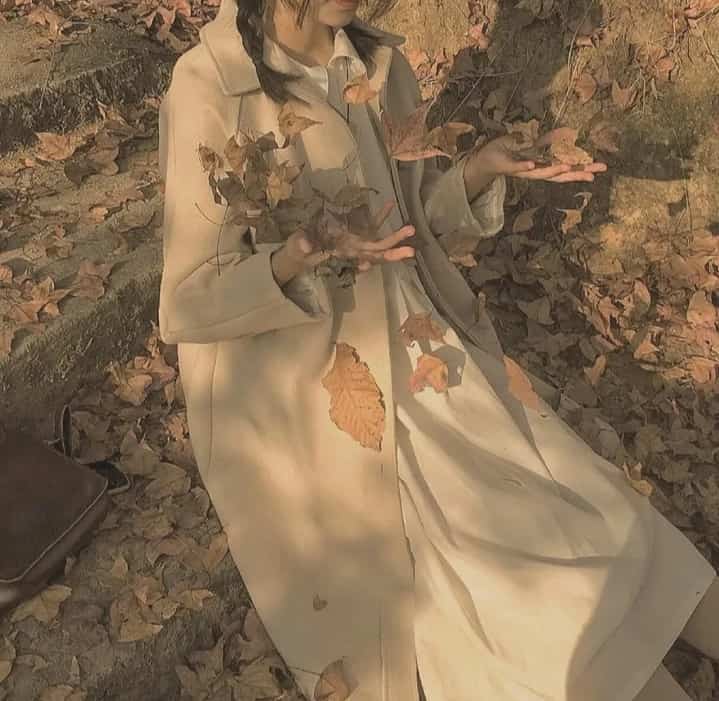 灰色系清冷感冷淡风森系女生头像_9