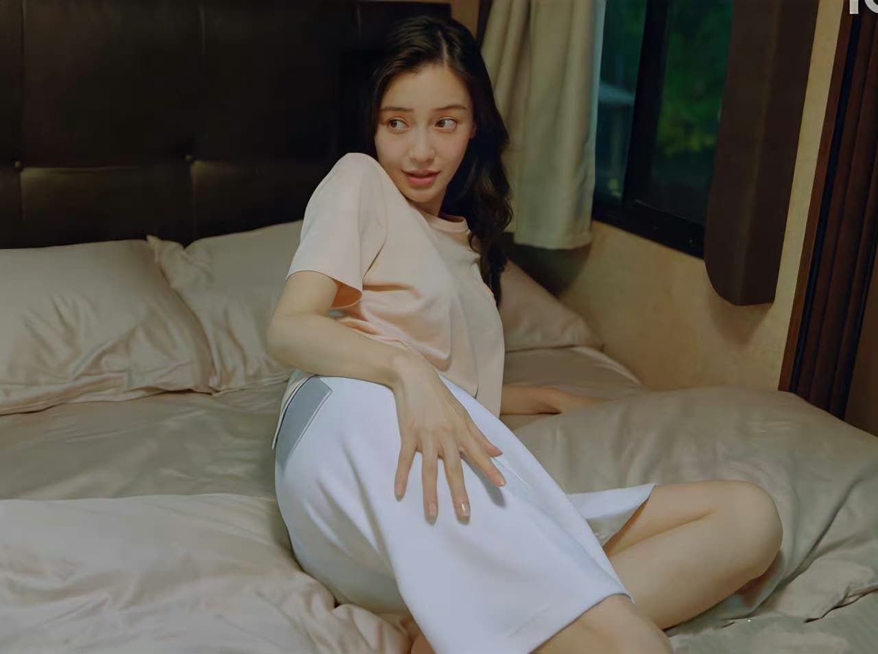 Angelababy翻白眼图片，这就是传说中的爽翻了_1