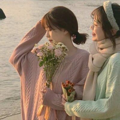 高级质感ins风双人闺蜜头像一人一张 女生真实照片微信头像