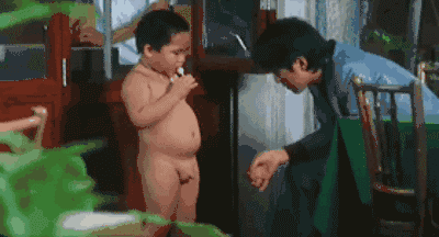 玩弄小男生的丁丁动态图_1