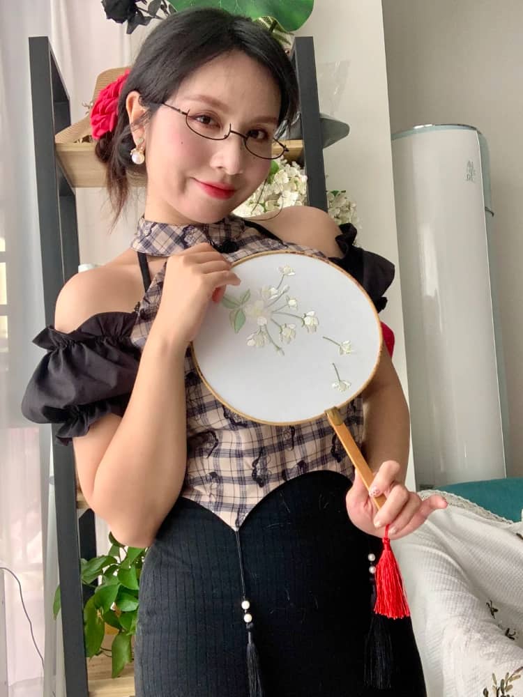 让男人身体上瘾的女人长啥样图片_14