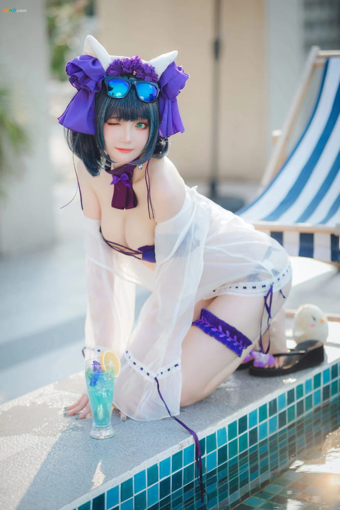 瓜希酱Cosplay二次元碧蓝航线柴郡泳装_10