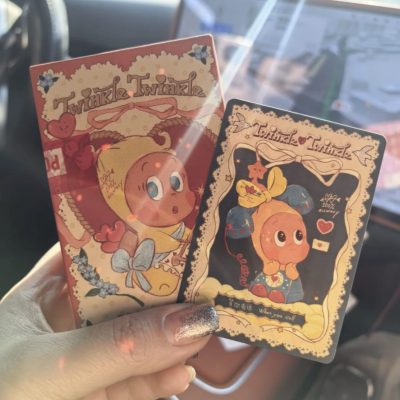 泡泡玛特星星人盲盒卡片