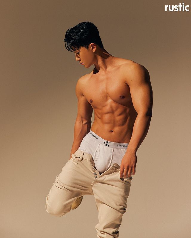 热爱健身的肌肉帅哥丁丁大包帅气高清图片_2