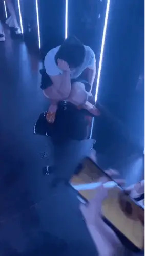 小扫货喷水后开门慢怎么办?_1