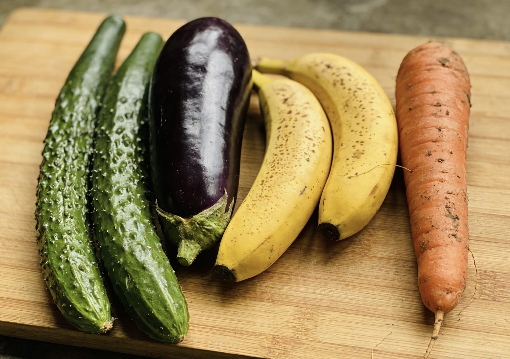 有人用黄瓜茄子香蕉胡萝卜吗是真的吗?_1