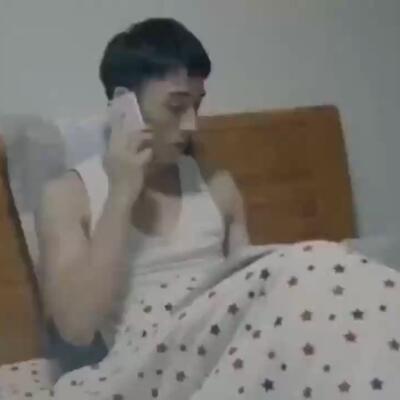 妻子骗丈夫加班却跟别人约会上床名场面