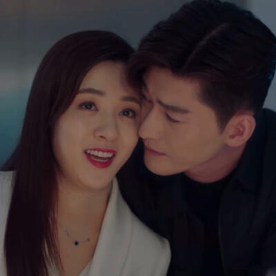 王晓晨张翰吻戏揽入怀坐在腿上咸猪手名场面原版原声