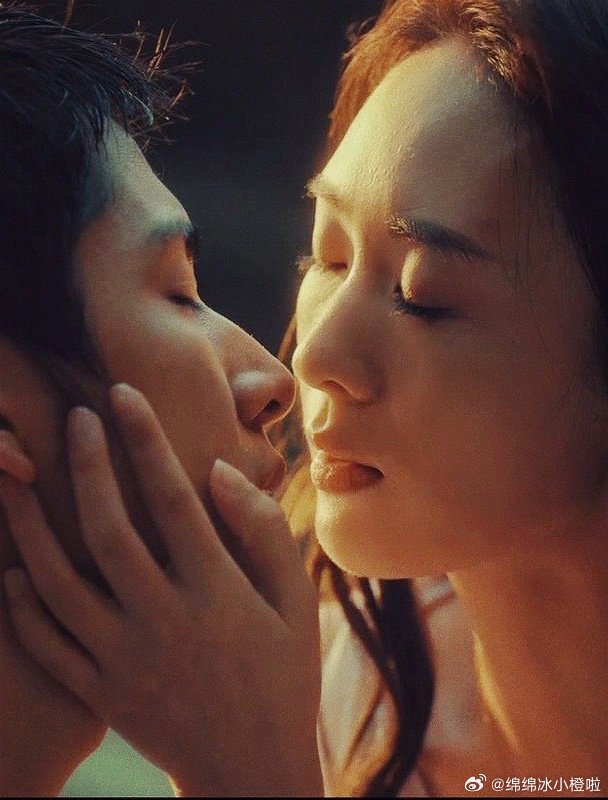 各种影视剧中接吻的最销魂图片100张中精选的_8