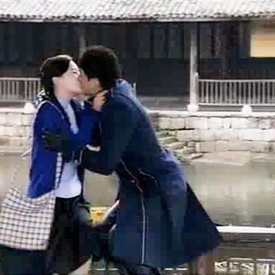 电视剧《芙蓉锦》袁姗姗何润东吻戏